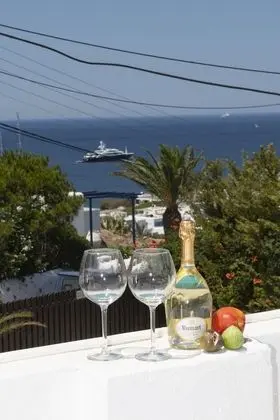 Deluxe Suite with Sea View