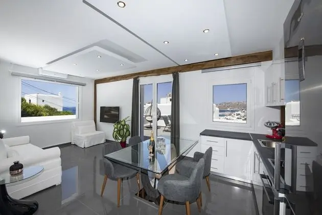 Superior Suite with Sea View and Outdoor Hot tub