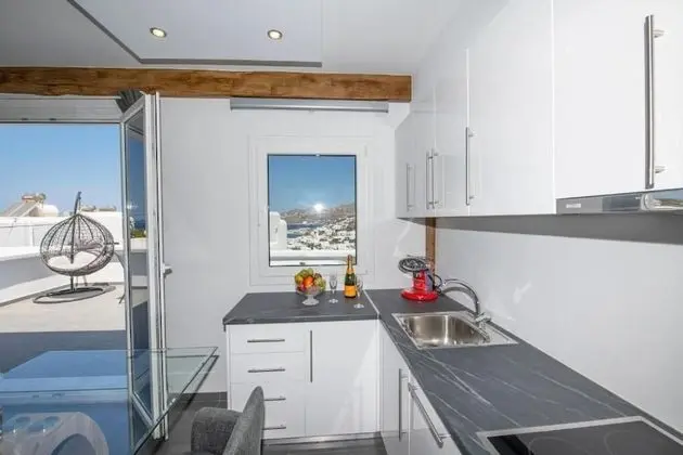 Superior Suite with Sea View and Outdoor Hot tub