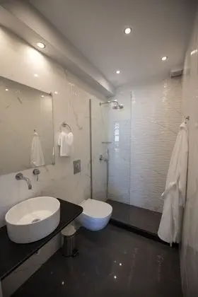 Superior Suite with Sea View and Outdoor Hot tub