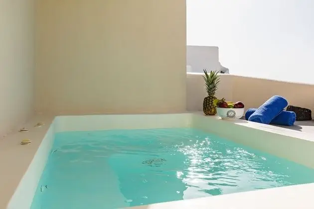 Honeymoon Süit (Private Jetted Tub)