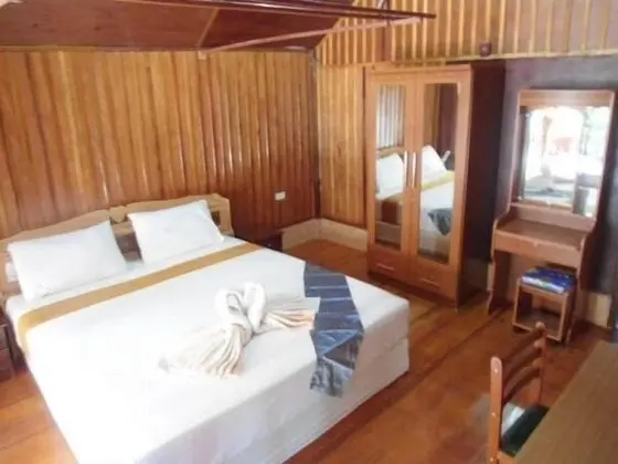 AC Garden Bungalow