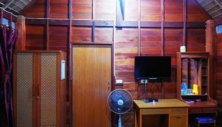 Fan Bungalow