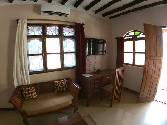 Comfort Tek Büyük Yataklı Oda, 1 En Büyük (King) Boy Yatak, Teras, Havuz Manzaralı
