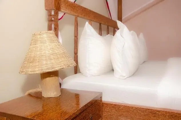 Comfort Üç Kişilik Oda, Birden Çok Yatak, Teras, Havuz Manzaralı