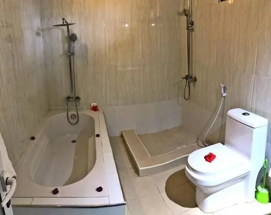Comfort Üç Kişilik Oda, Birden Çok Yatak, Teras, Havuz Manzaralı