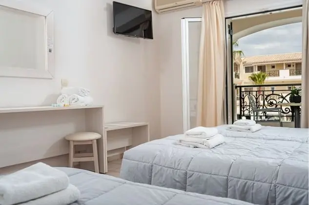 Tek Büyük Yataklı Oda (2 Adults)