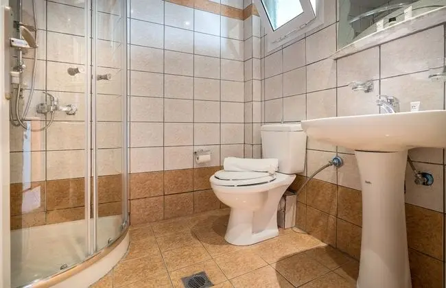 Tek Büyük Yataklı Oda (2 Adults)