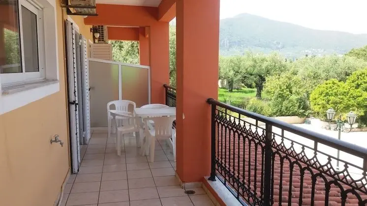 Superior Apart Daire, 2 Yatak Odası, Avlu Manzaralı