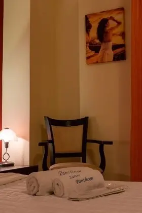 Superior Tek Büyük Yataklı Oda, Kısmi Deniz Manzaralı (Second Floor)