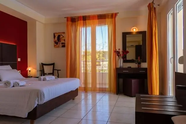 Superior Tek Büyük Yataklı Oda, Kısmi Deniz Manzaralı (Second Floor)