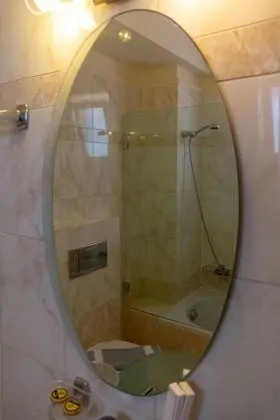 Superior Tek Büyük Yataklı Oda, Kısmi Deniz Manzaralı (Second Floor)