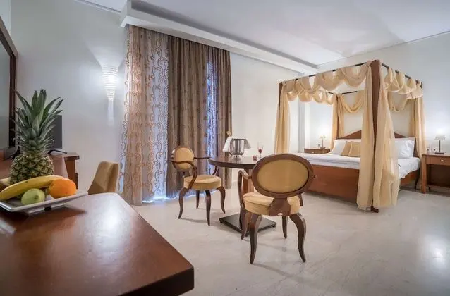 Deluxe Oda, 1 Büyük (Queen) Boy Yatak, Balkon
