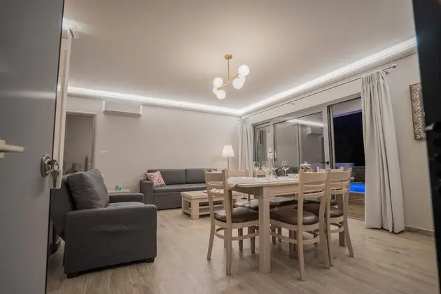 Villa, 3 Yatak Odası, Kişiye Özel Havuzlu