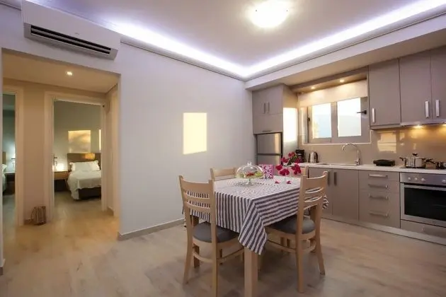 Apart Daire, 2 Yatak Odası, Havuz Manzaralı