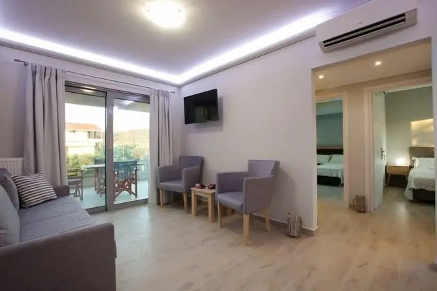 Apart Daire, 2 Yatak Odası, Havuz Manzaralı