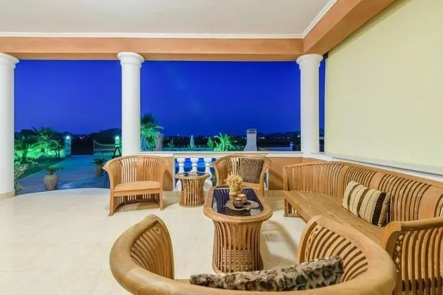 Villa