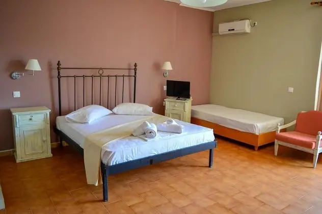 Tek Büyük Yataklı Oda (3 Adults)