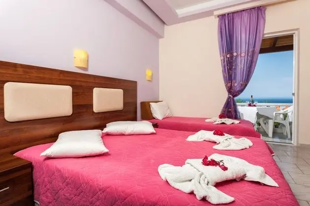 Stüdyo, Deniz Manzaralı (Triple)