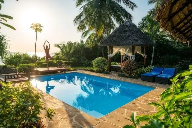 Ocean Access Villas (with private pool)