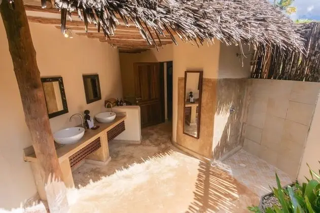 Honeymoon Villa, Kişiye Özel Havuzlu, Denize Sıfır (Pearl Villa)