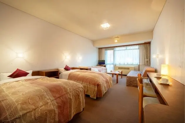 Oda, Sigara İçilmez (East Wing)