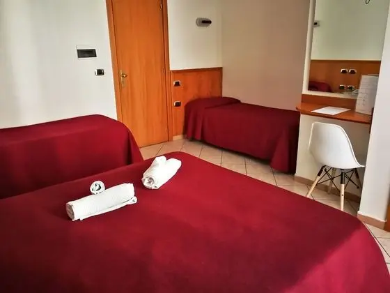 Standard Dört Kişilik Oda