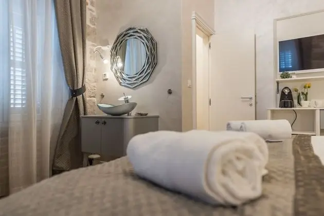 Design Double or Twin Room, 1 Bedroom, City View(Room 12)