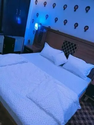 Deluxe Tek Büyük veya İki Ayrı Yataklı Oda