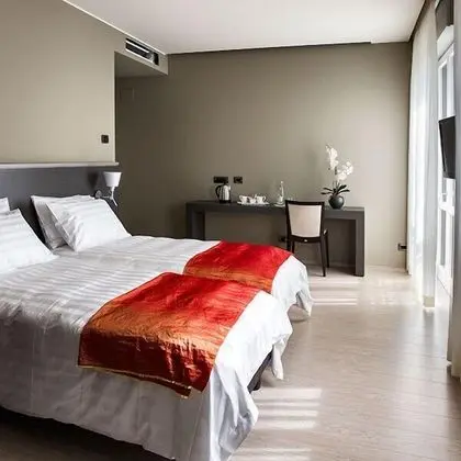 Tek Büyük veya İki Ayrı Yataklı Oda