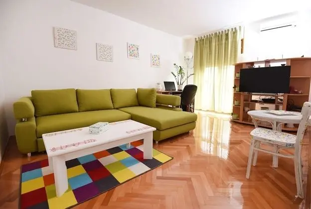 Apart Daire (Zara - short walk to the center - A1()