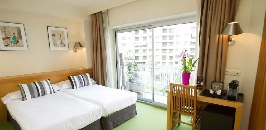 İki Ayrı Yataklı Oda