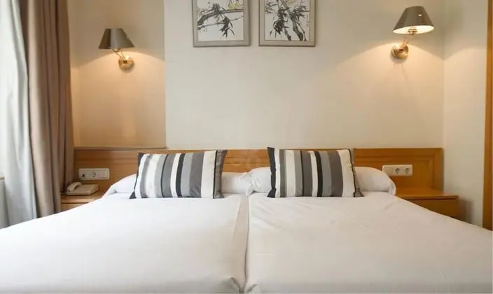 İki Ayrı Yataklı Oda