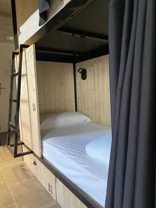 Ortak Ranzalı Oda, Karma Ranzalı Oda (1 Bed in 8 Bed Room)