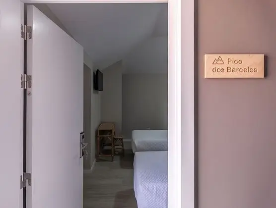 Tek Büyük veya İki Ayrı Yataklı Oda, Banyolu/Duşlu