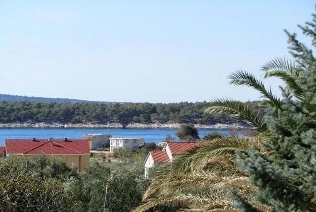 Apart Daire (Žare - with garden - A2(2+2))