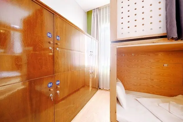 Comfort Ortak Ranzalı Oda, Karma Ranzalı Oda (6-Bed Mixed Dorm)