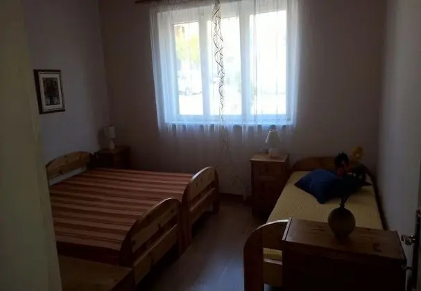 Apart Daire (Zarko - 20 m from beach - A1(8))