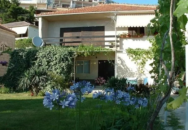 Apart Daire (Zarko - 20 m from beach - A1(8))