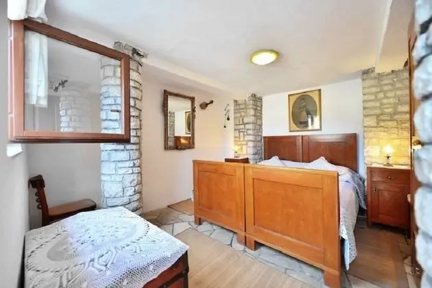 Ev (Žarko - 50m from the sea - H(6+2))