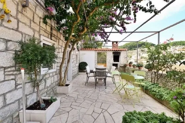 Ev (Žarko - 50m from the sea - H(6+2))