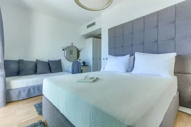 Deluxe Tek Büyük veya İki Ayrı Yataklı Oda, Teras, Deniz Manzaralı