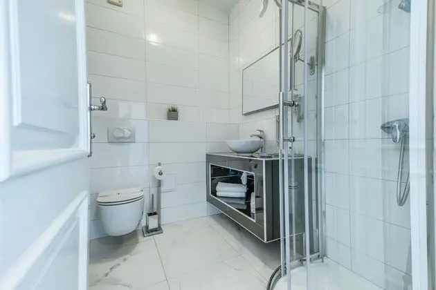 Deluxe Tek Büyük veya İki Ayrı Yataklı Oda, Teras, Deniz Manzaralı