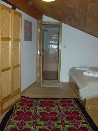 Traditional Dört Kişilik Oda, Bahçe Manzaralı