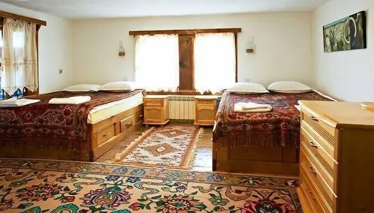 Traditional Dört Kişilik Oda, Bahçe Manzaralı