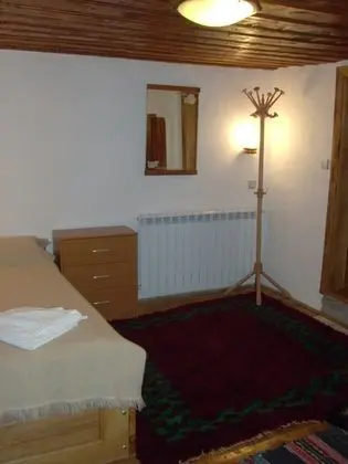 Traditional Tek Büyük veya İki Ayrı Yataklı Oda, Bahçe Manzaralı