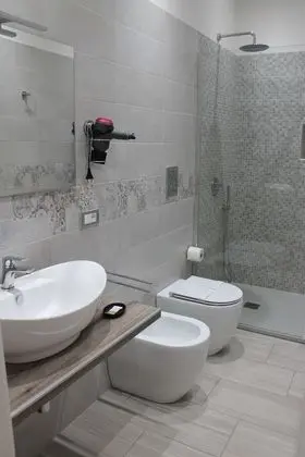 Design Tek Büyük Yataklı Oda, 1 Yatak Odası, Banyolu/Duşlu