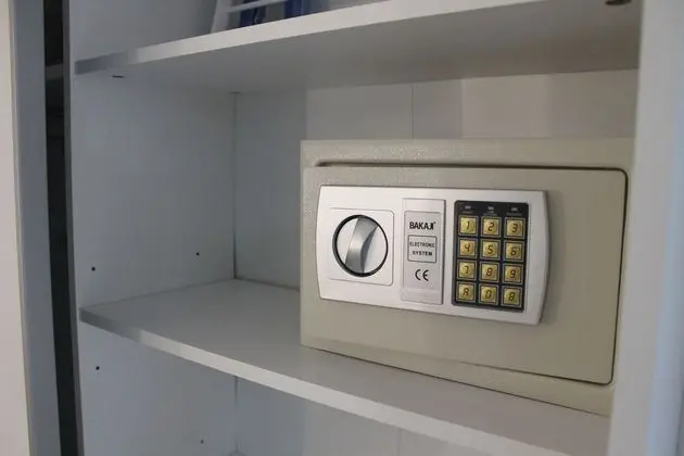 Luxury Tek Büyük Yataklı Oda