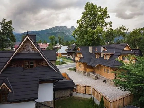 Ev, 4 Yatak Odası, Sauna, Dağ Yamacı