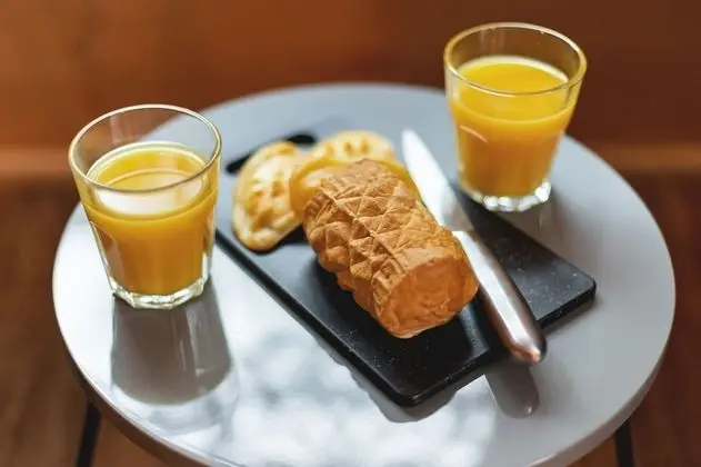 Ev, 6 Yatak Odası, Sauna, Dağ Yamacı